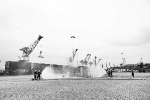 进出口危险货物泄漏应急演练在莞举行